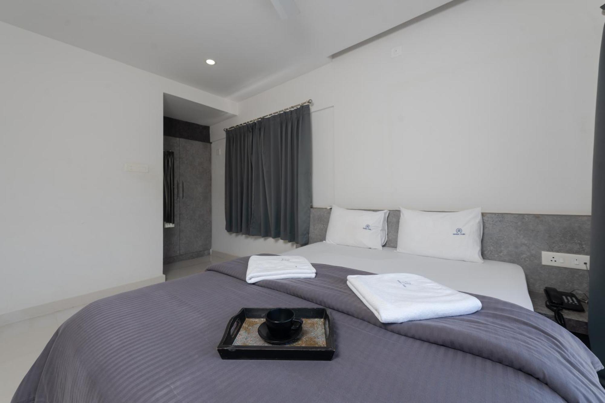Manipal Atalia Service Apartments Exteriér fotografie