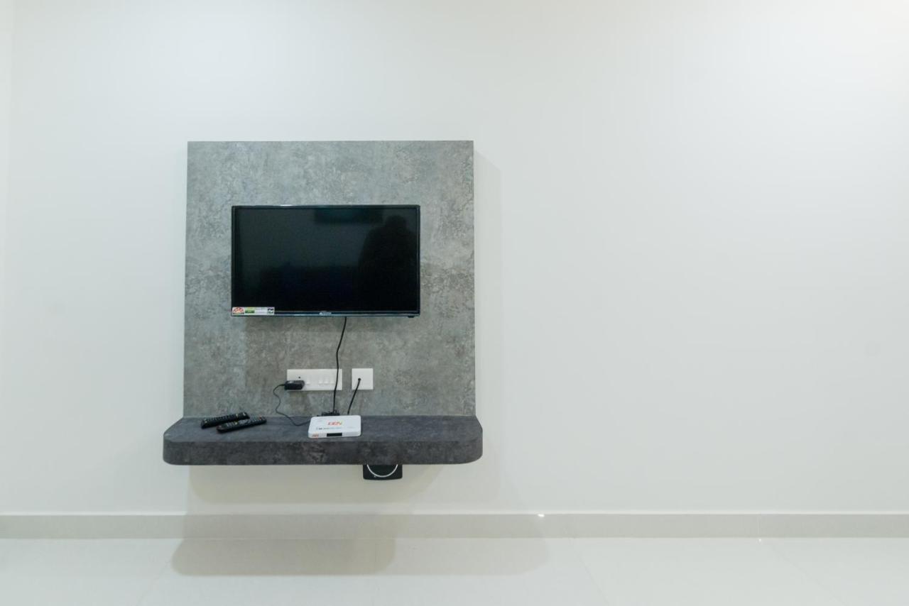 Manipal Atalia Service Apartments Exteriér fotografie